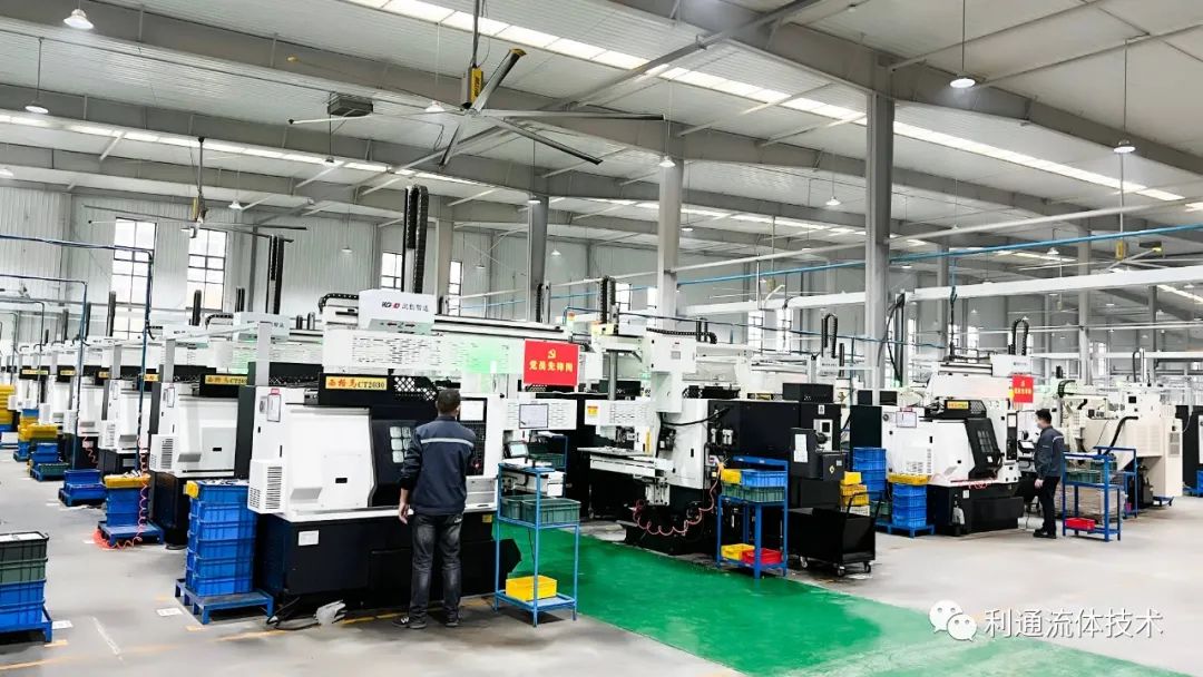 耐酸堿軟管：化學(xué)領(lǐng)域的安全護盾